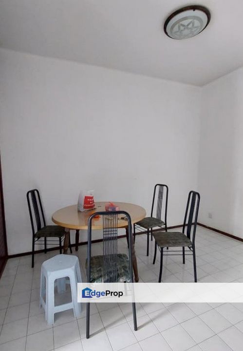 Double Storey Terrace Intermediate House FOR RENT!  Located at Tabuan Jaya, Sarawak, Kuching