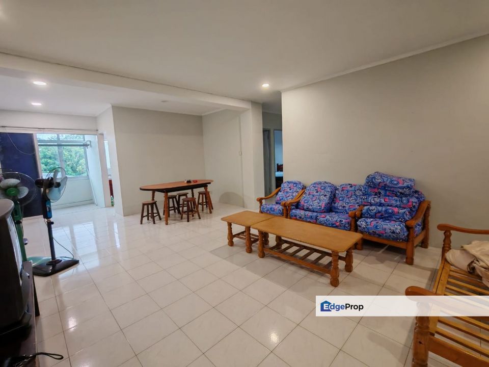  Central Court Apartment FOR SALE Located at Jalan Central, Sarawak, Kuching