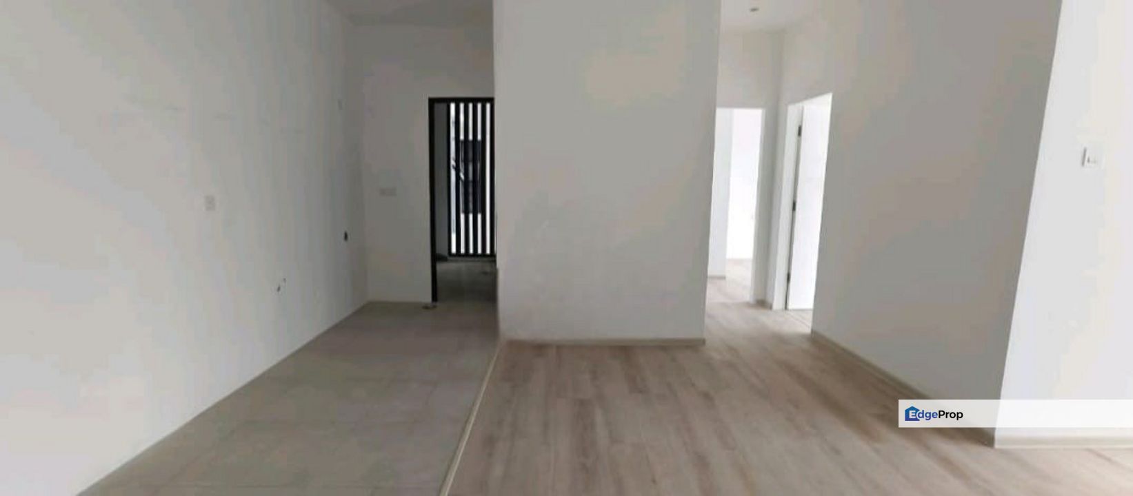 Milano Eight Condominium (Corner Unit) For Sale! Located at Jalan Wan Alwi, Opposite Vivacity, Sarawak, Kuching