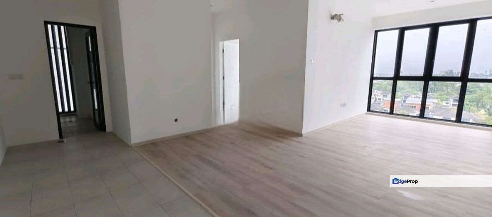 Milano Eight Condominium (Corner Unit) For Sale! Located at Jalan Wan Alwi, Opposite Vivacity, Sarawak, Kuching