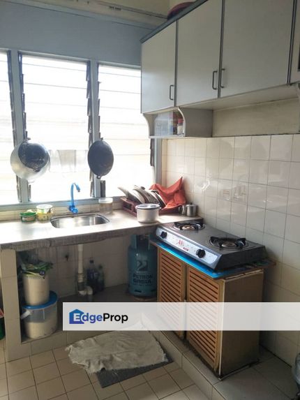 Goodyear Court 1 Apartment  Next to LRT Station  For Sale, Selangor, USJ