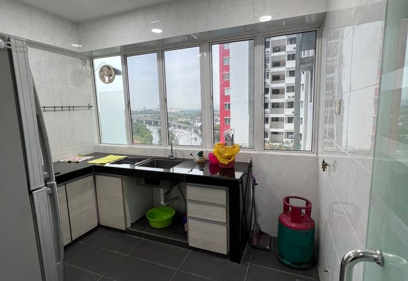 Main Place Residence