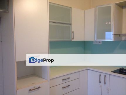 SS 12 , Subang Jaya Boulevard Apartment with Build in wardrobe, Selangor, Subang Jaya