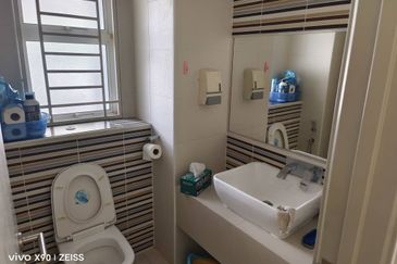 USJ Height Bungalow 2.5 Story 