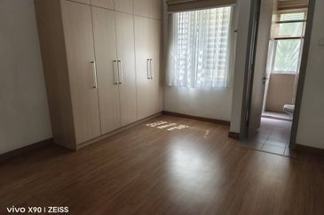 USJ Height Bungalow 2.5 Story 