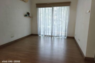 USJ Height Bungalow 2.5 Story 