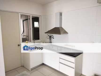 Regina Condo facing House Area Middle Floor, Selangor, USJ