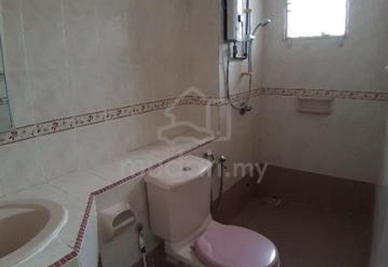 Jalan Putra Permai 10/2  C