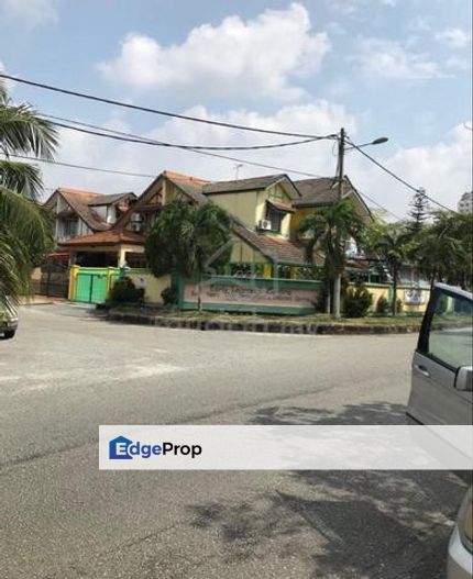 USJ 14 CORNER HOUSE with BIG LAND, Selangor, USJ