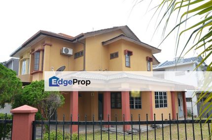 USJ 12 Corner House with Big Land , Selangor, USJ