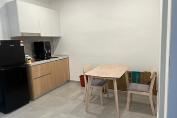 Yolo Signature Suites