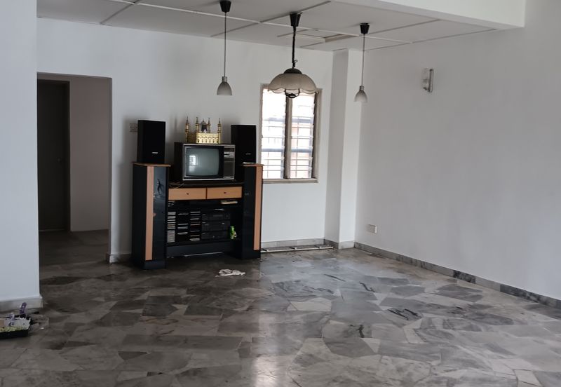 Subang Perdana Goodyear Court 8