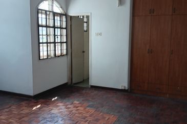 Subang Perdana Goodyear Court 8