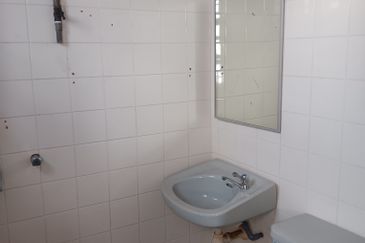 Subang Perdana Goodyear Court 8