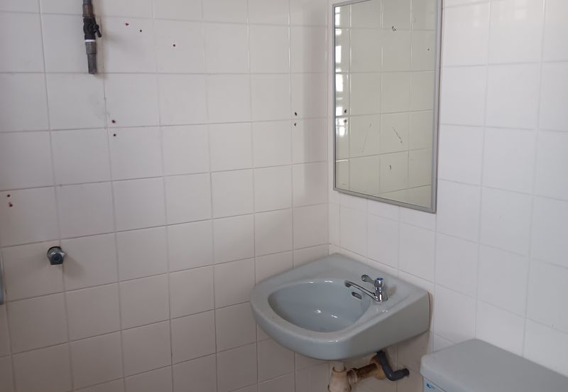 Subang Perdana Goodyear Court 8