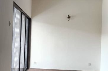 Subang Perdana Goodyear Court 9