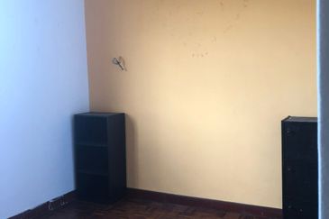 Subang Perdana Goodyear Court 10