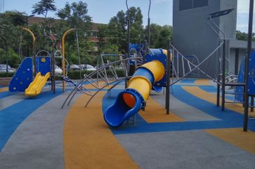 The Square @ One City