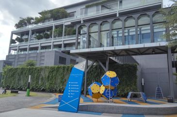 The Square @ One City