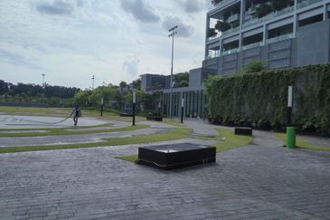 The Square @ One City