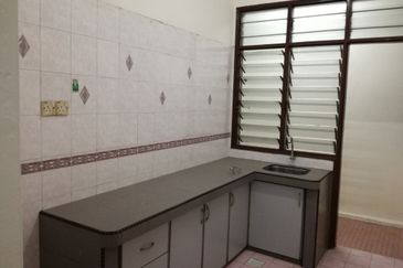 Subang Perdana Goodyear Court 9