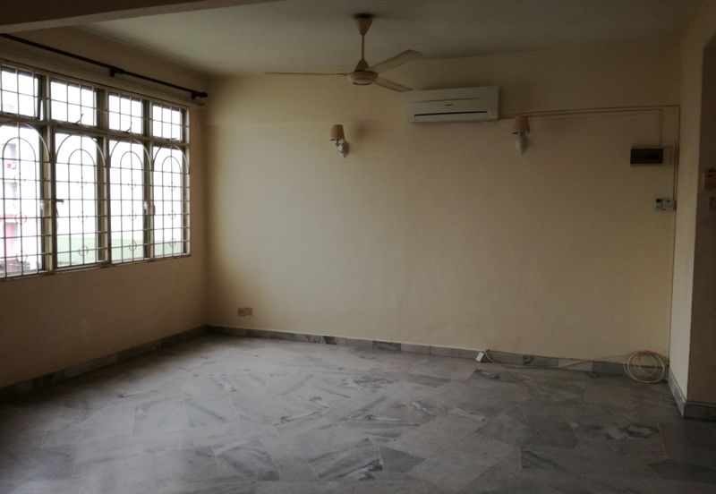 Subang Perdana Goodyear Court 9