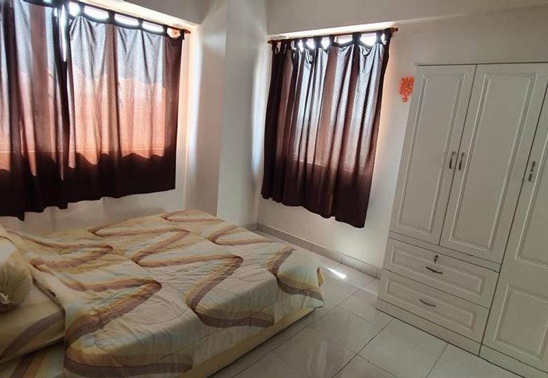 Main Place Residence