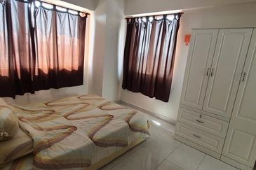 Main Place Residence