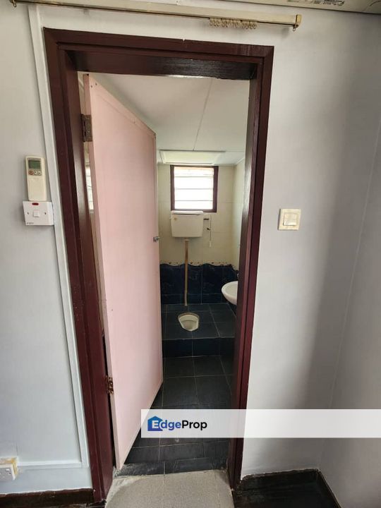Goodyaer Court 8 Renovated Room With Wardrobe , Selangor, USJ