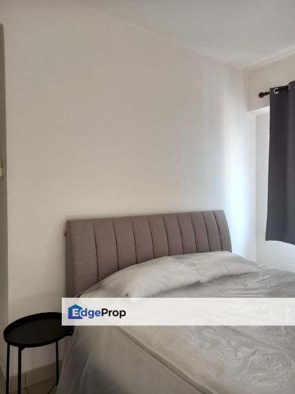 Main Place # Room with 1 Car Park, Selangor, USJ