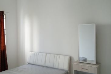 Seri Baiduri Apartments @ Setia Alam