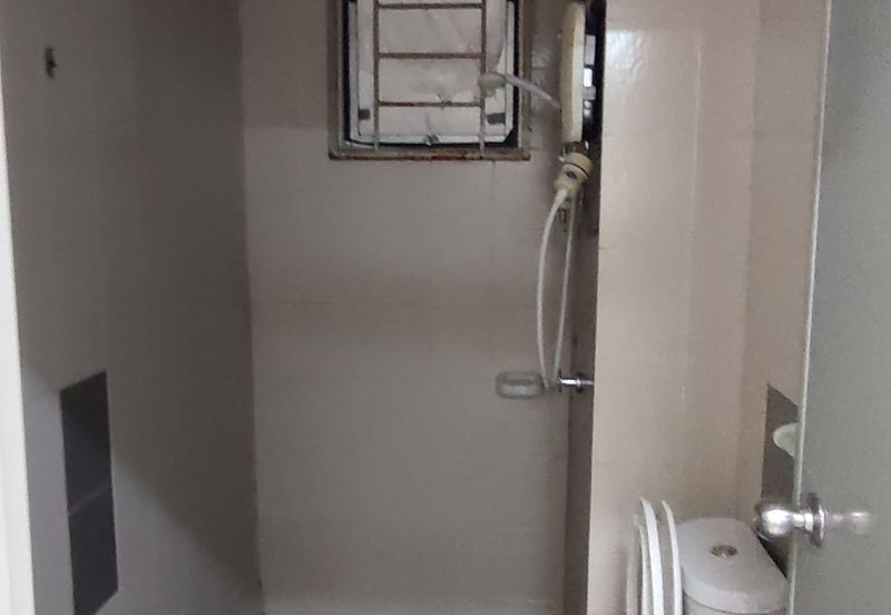 Seri Baiduri Apartments @ Setia Alam