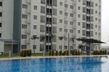 Seri Baiduri Apartments @ Setia Alam