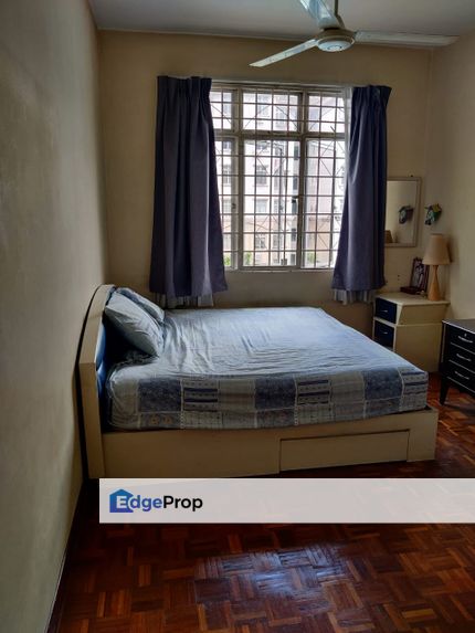 Goodyear Court 6 Low Floor with Fully Furnished, Selangor, USJ