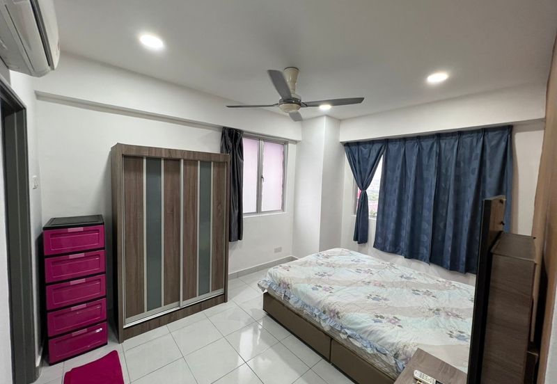 Main Place Residence