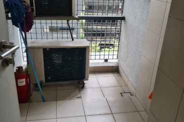 Paloma @ Tropicana Metropark