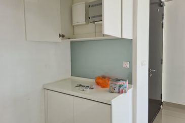 Paloma @ Tropicana Metropark