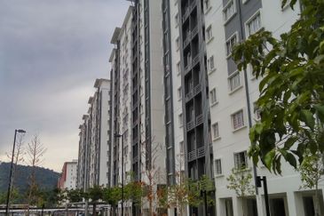 Seri Intan Apartments @ Setia Alam
