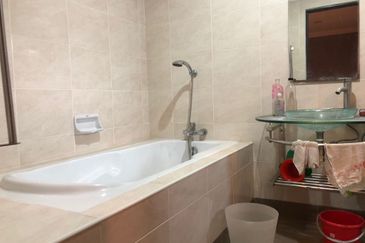 Taman Impian Indah (Paragon Heights)