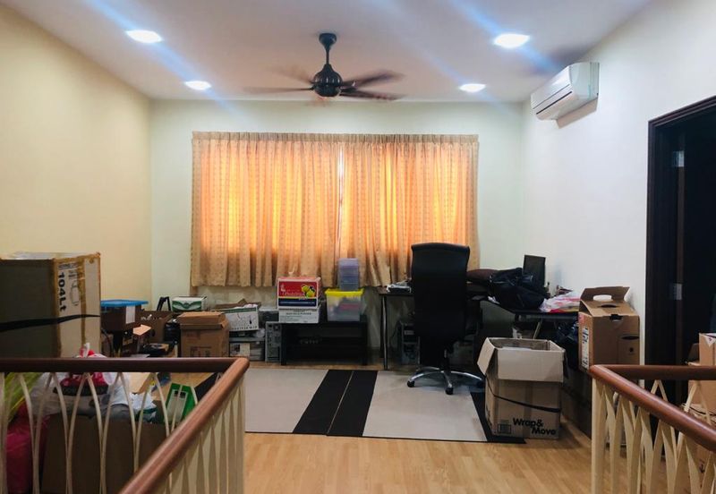 Paragon Height, Bukit Jalil, 3 sty landed  