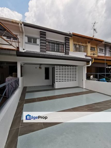 Good condition, 2 sty landed, renovated, Selangor, Seri Kembangan