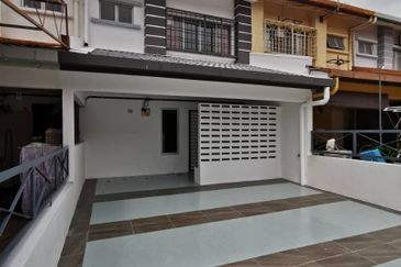 Good condition, 2 sty landed, renovated