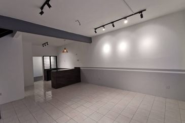 Good condition, 2 sty landed, renovated