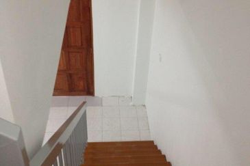 Taman Pinggiran Putra, Seri Kembangan