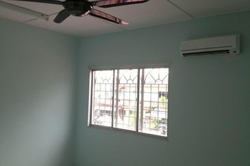 Taman Pinggiran Putra, Seri Kembangan