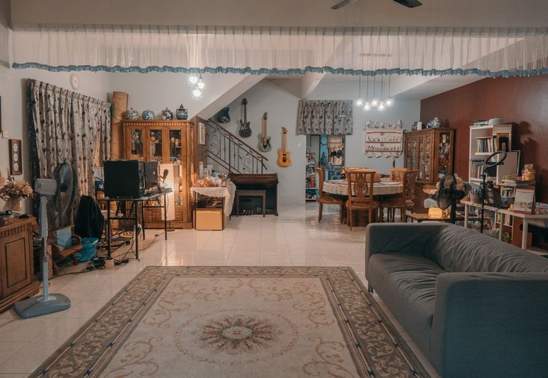 Bandar Nusaputra, Corner unit, Fully Renovated