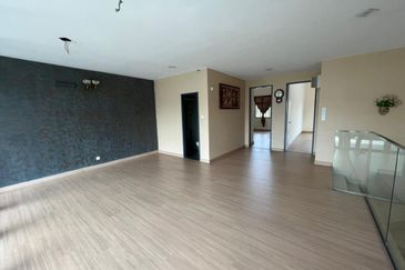 Taman Nusaputra Timur