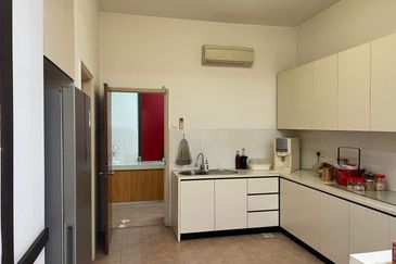 Taman Impian Indah (Paragon Heights)