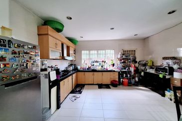 Pusat Bandar Putra Permai