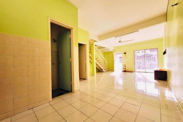 Taman Pinggiran Putra